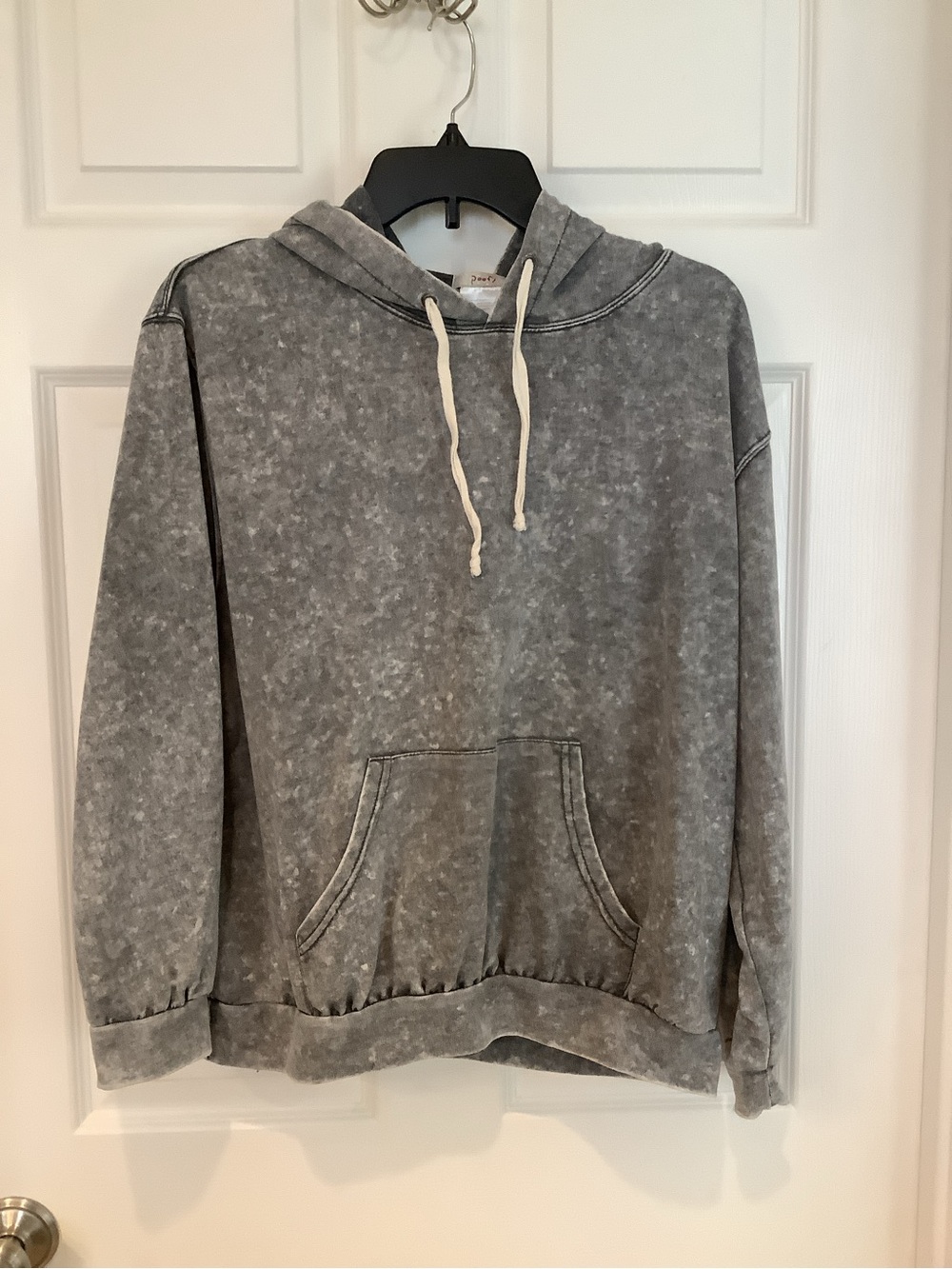 Mineral-Wash Gray Pullover Hoodie with Kangaroo Pocket
